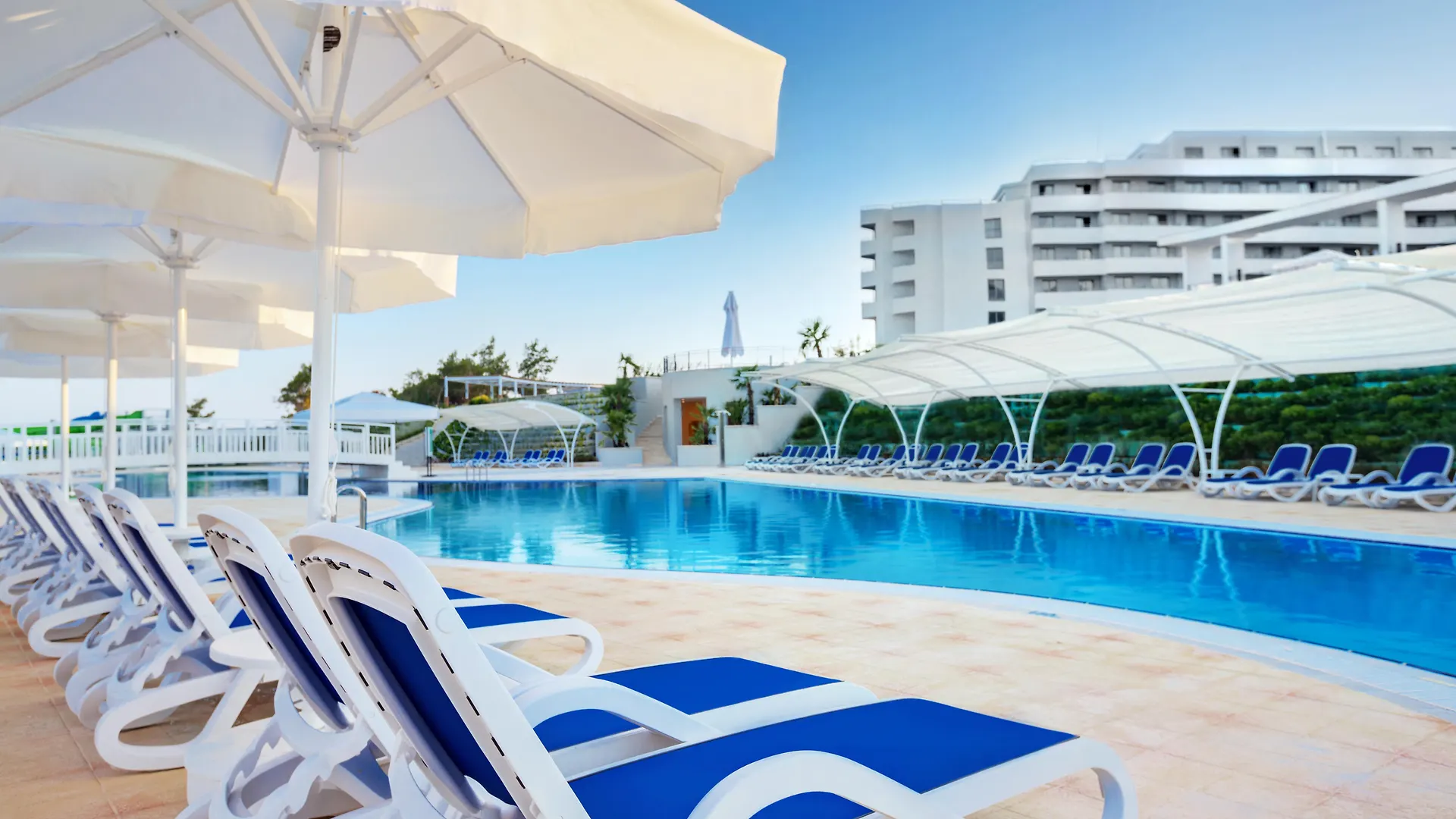 La Blanche Island Bodrum Guvercinlik  Resort